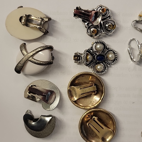 Vintage Earrings & Shoe Clips - Picture 4 of 6